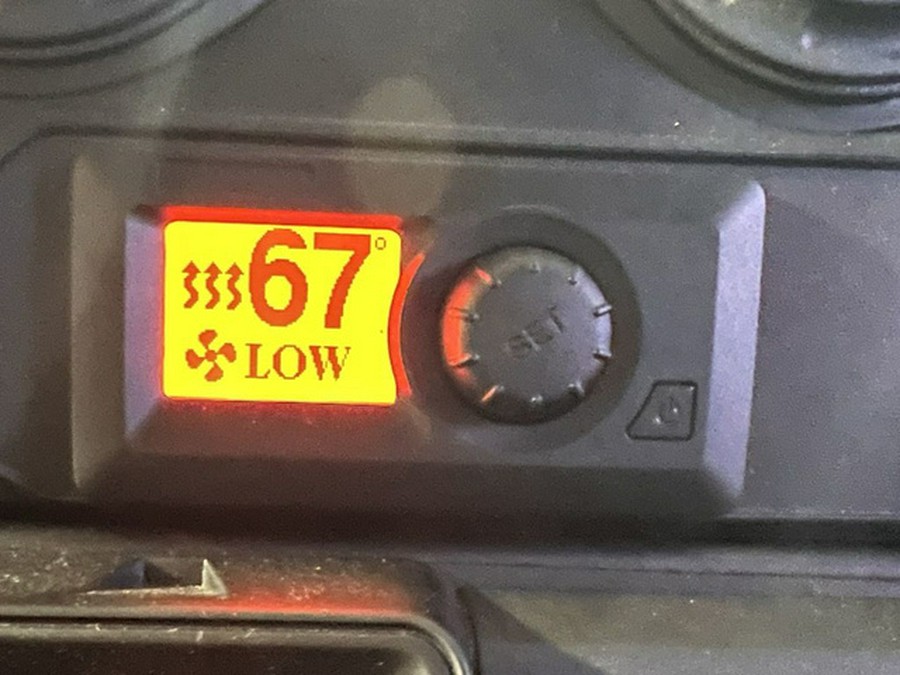 2025 Can-Am Defender Limited HD10