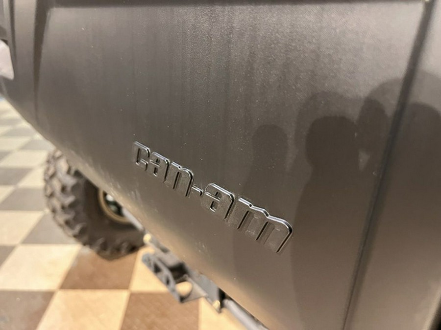 2025 Can-Am Defender Limited HD10