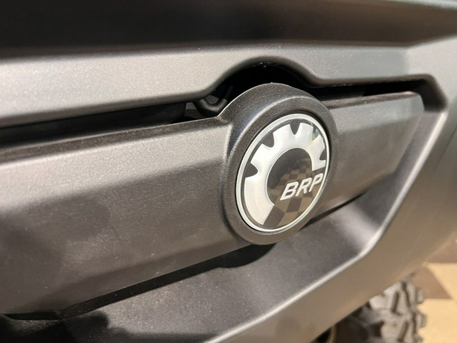 2025 Can-Am Defender Limited HD10