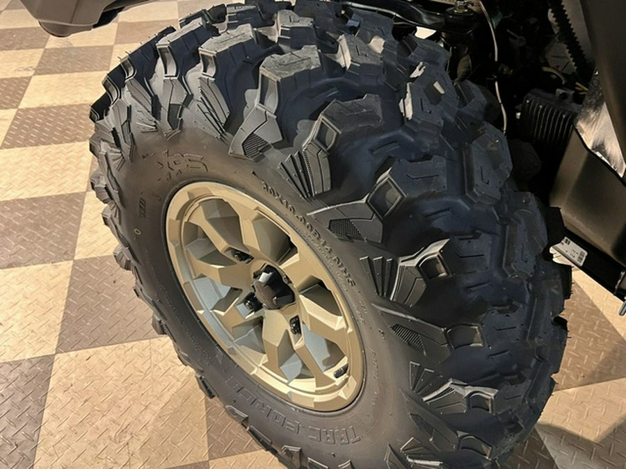 2025 Can-Am Defender Limited HD10