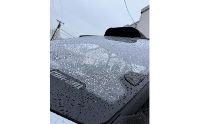 2025 Can-Am Maverick R MAX