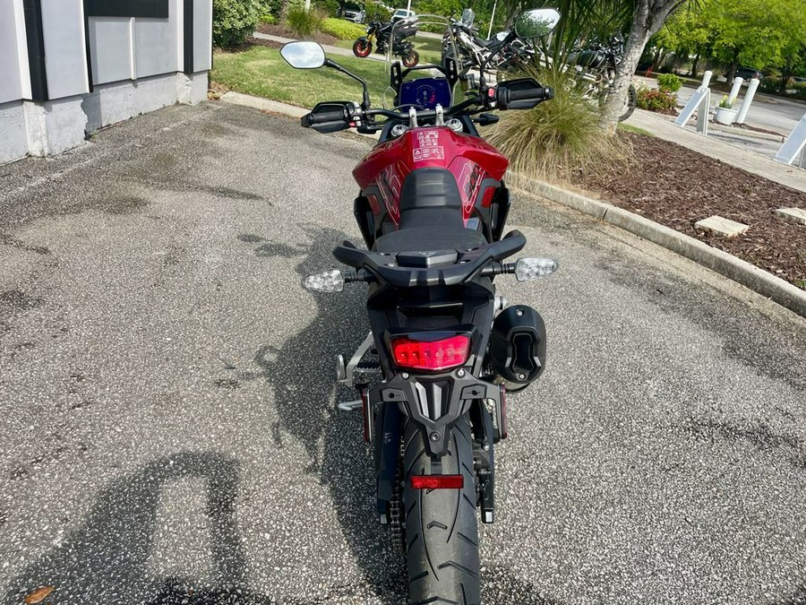2025 Triumph Tiger 900 GT Carnival Red / Sapphire Black