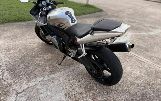 2004 Yamaha YZF-R6