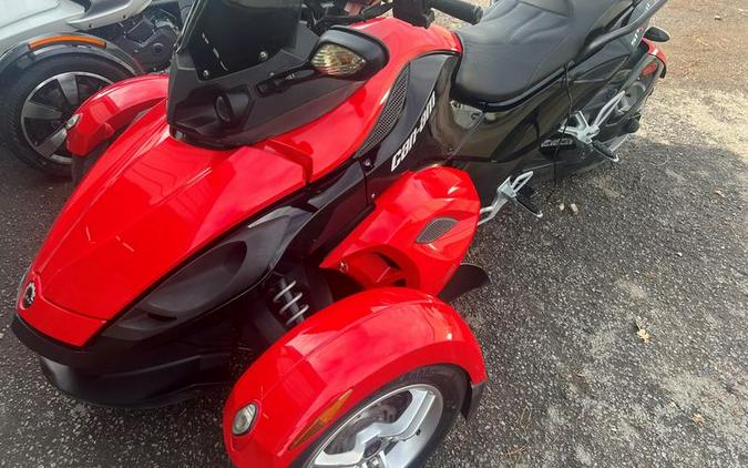 2009 Can-Am® SPYDER RS - A29F