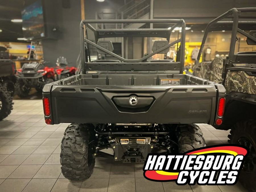 2026 Can-Am Defender HD7