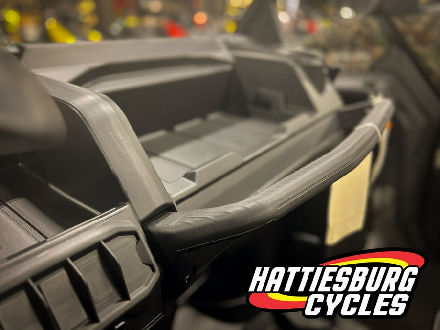 2026 Can-Am Defender HD7