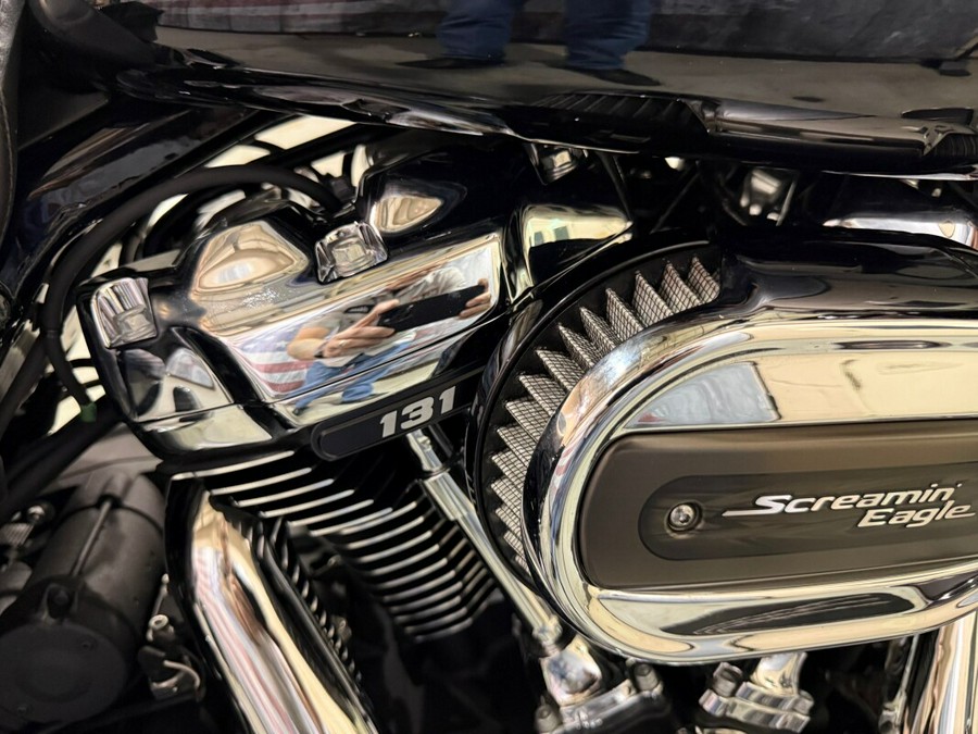 2022 FLTRXS Road Glide Special