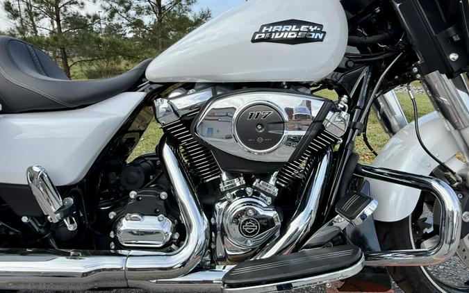 2024 Street Glide® FLHX