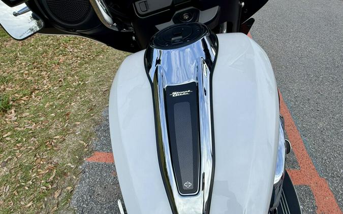 2024 Street Glide® FLHX