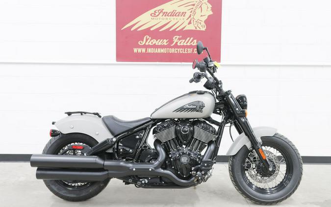 2023 Indian Motorcycle® Chief® Bobber Dark Horse® Silver Quartz Smoke