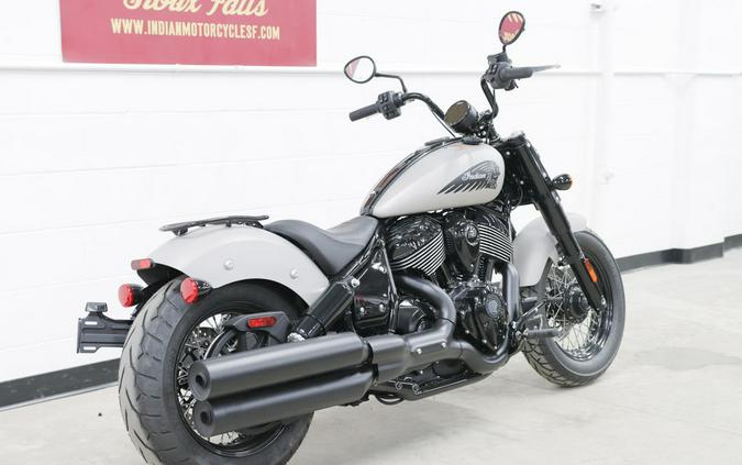 2023 Indian Motorcycle® Chief® Bobber Dark Horse® Silver Quartz Smoke