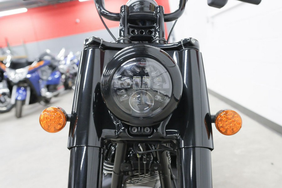 2023 Indian Motorcycle® Chief® Bobber Dark Horse® Silver Quartz Smoke