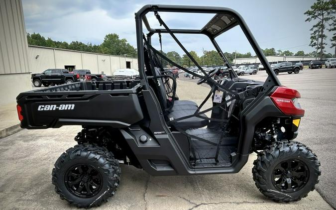 2025 Can-Am™ Defender DPS HD10