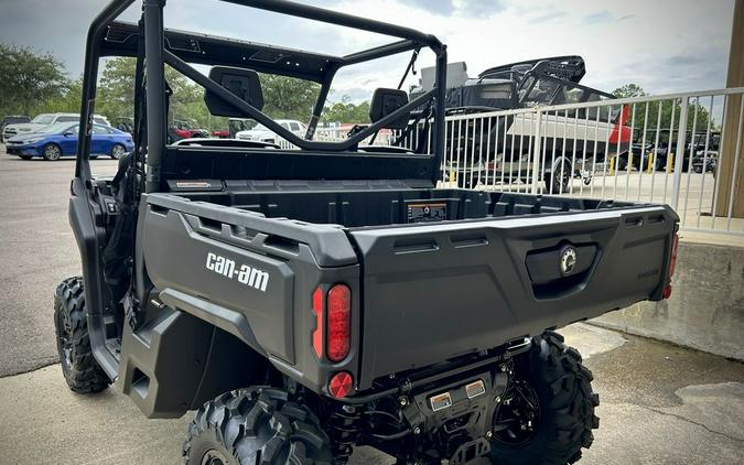 2025 Can-Am™ Defender DPS HD10