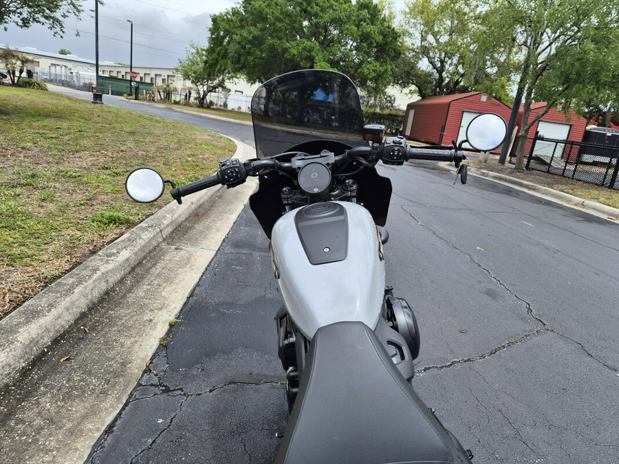 RH975S 2025 Nightster Special