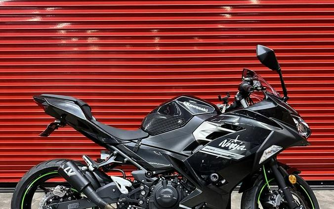 2021 Kawasaki Ninja® 400 ABS Pearl Nightshade Teal/Metallic Spark Black