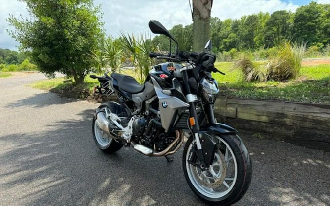 2023 BMW F 900 R Black Storm Metallic