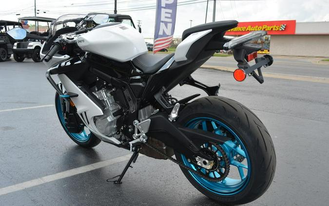 2025 CFMOTO 675SS