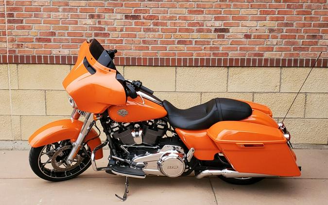 2023 Harley-Davidson® Street Glide® Special Baja Orange