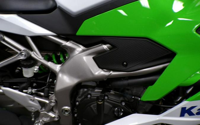 2024 Kawasaki Ninja® ZX™-4RR 40th Anniversary Edition ABS