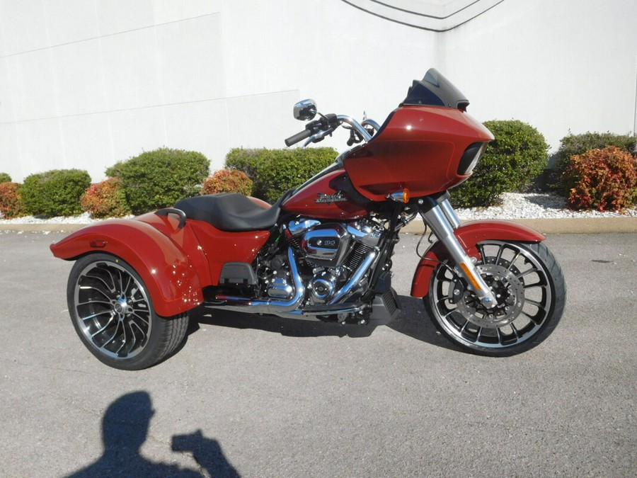 FLTRT 2024 Road Glide 3