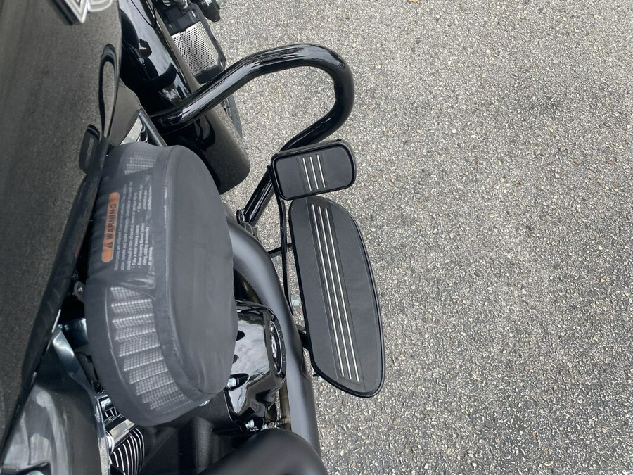 2025 Harley-Davidson® Road King® Special