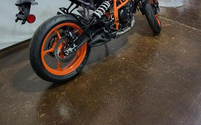 2024 KTM 390 Duke