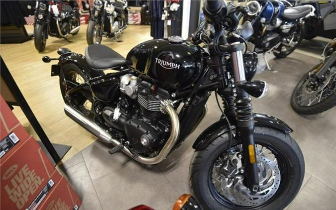 2023 Triumph Bonneville Bobber Jet Black