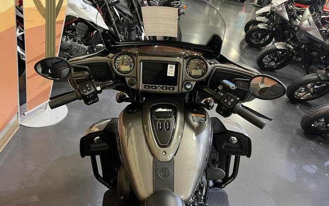 2025 Indian Motorcycle® Roadmaster® Dark Horse® w/Powerband Audio Heavy Metal