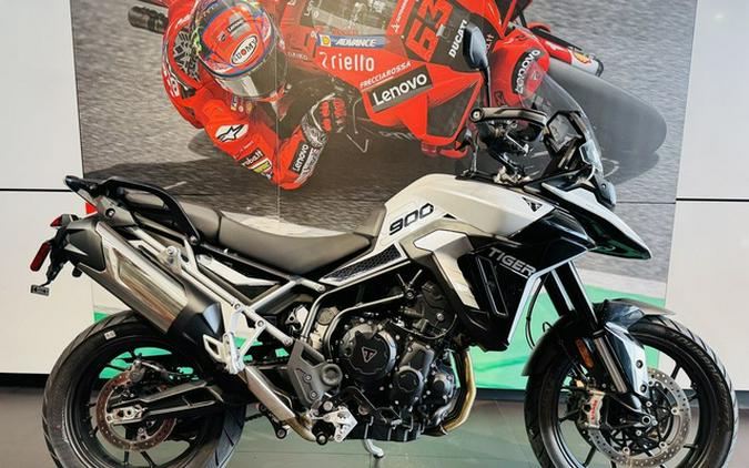 2024 Triumph Tiger 900 GT Snowdonia White Sapphire Black