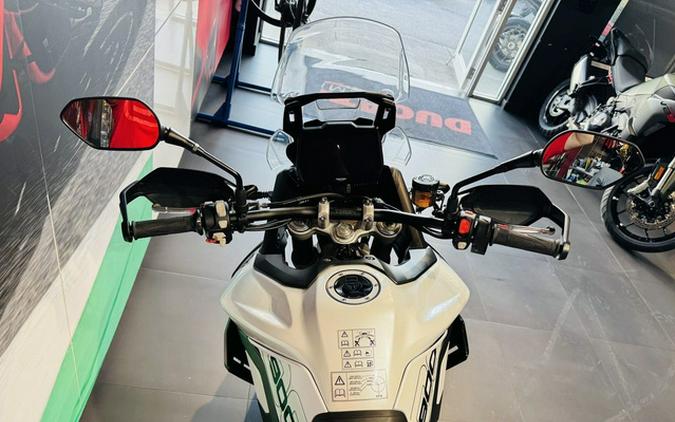 2024 Triumph Tiger 900 GT Snowdonia White Sapphire Black