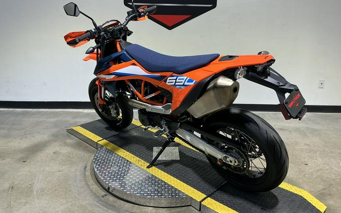 2023 KTM 690 SMC R