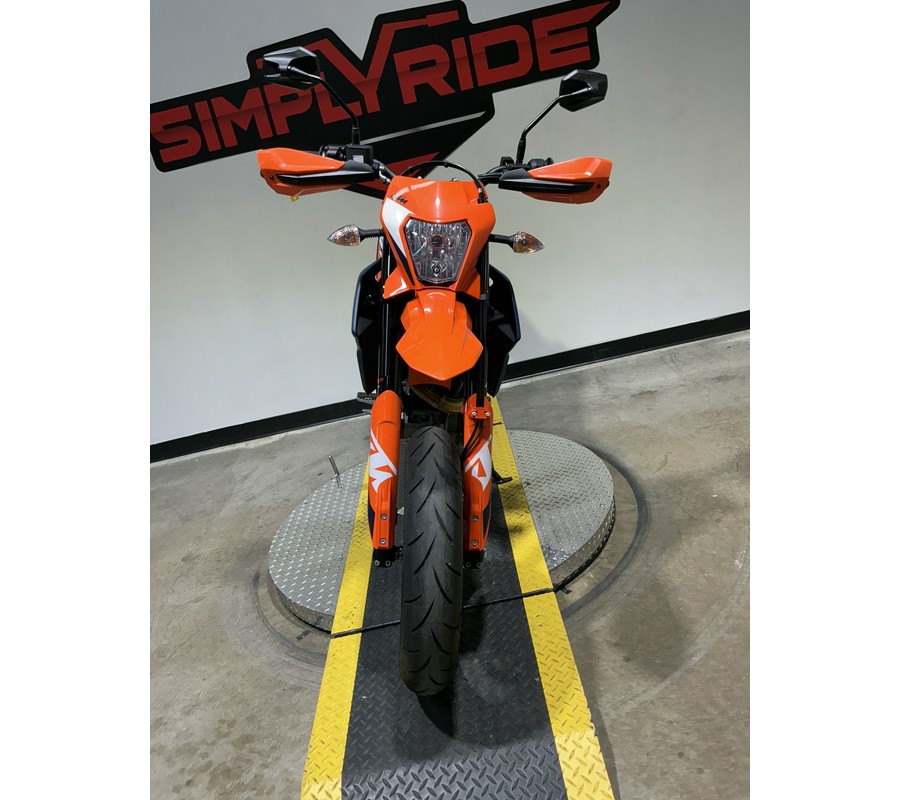 2023 KTM 690 SMC R