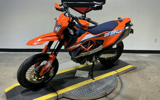 2023 KTM 690 SMC R