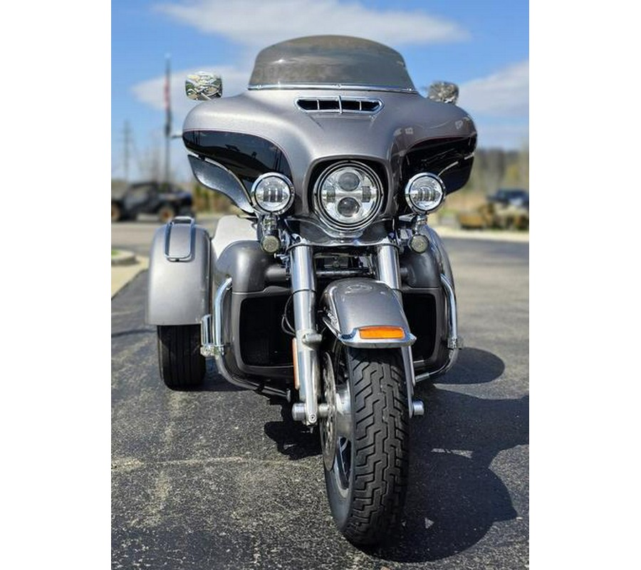 2017 Harley-Davidson® FLHTCUTG - Tri Glide® Ultra