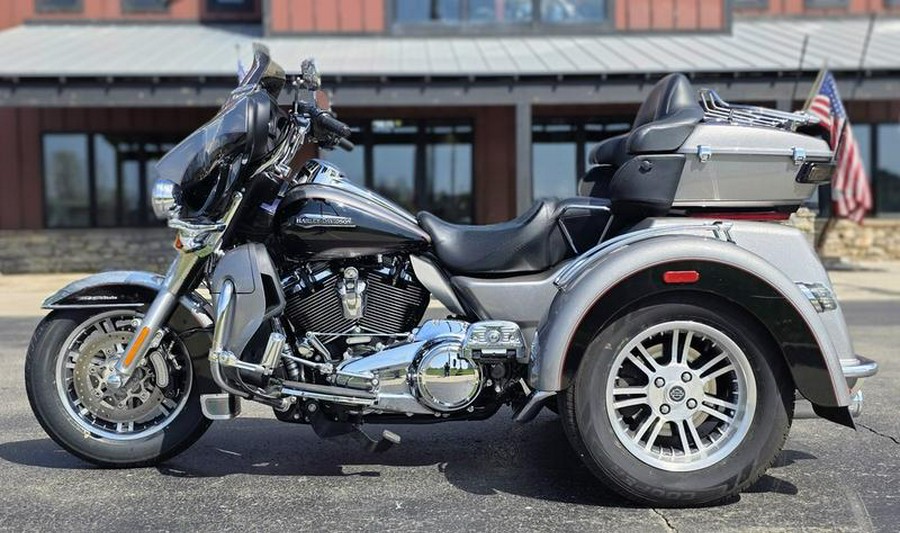 2017 Harley-Davidson® FLHTCUTG - Tri Glide® Ultra