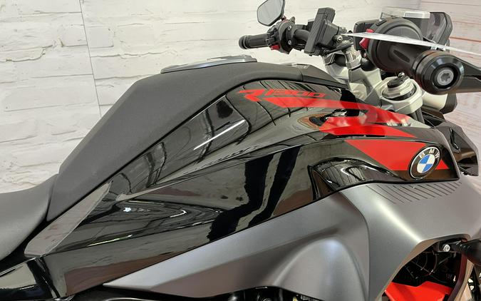 2026 BMW R 1300 R OPTION 719 PACKAGE