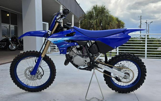 2027 Yamaha YZ85LW