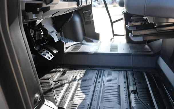 2026 CAN-AM DEFENDER MAX XT HD11 WITH 1025 INCH TOUCHSCREEN