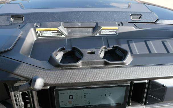 2026 CAN-AM DEFENDER MAX XT HD11 WITH 1025 INCH TOUCHSCREEN