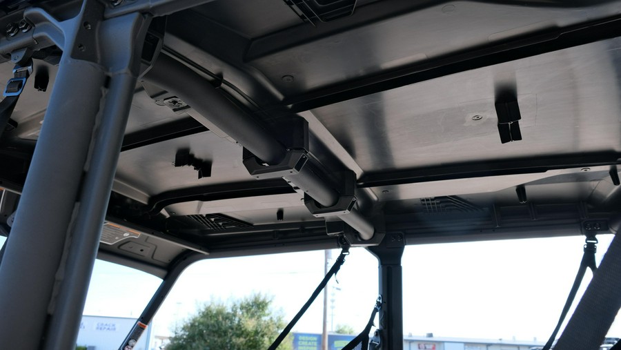 2026 CAN-AM DEFENDER MAX XT HD11 WITH 1025 INCH TOUCHSCREEN