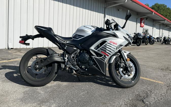 2026 Kawasaki Ninja® 650 ABS
