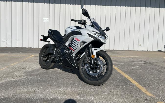 2026 Kawasaki Ninja® 650 ABS