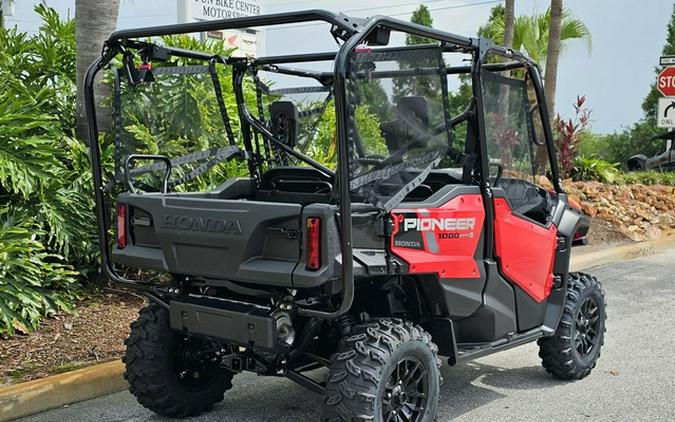 2024 Honda Pioneer 1000-5 Deluxe