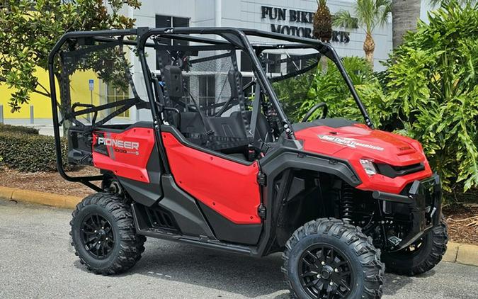 2024 Honda Pioneer 1000-5 Deluxe