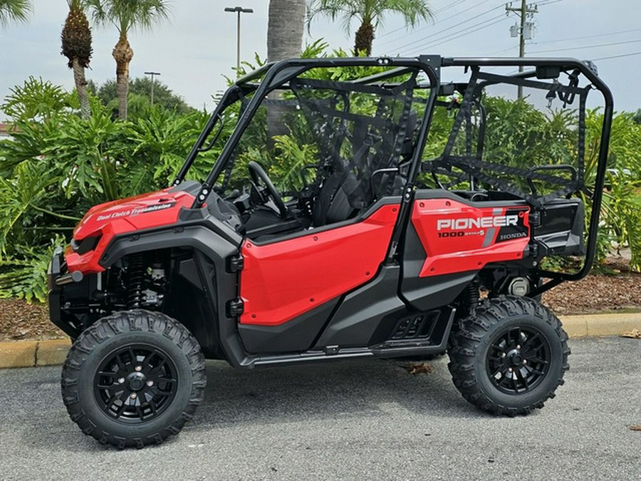 2024 Honda Pioneer 1000-5 Deluxe