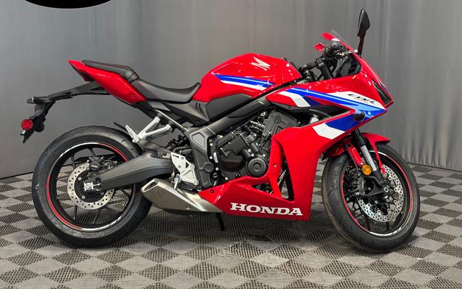 2026 Honda CBR650R E-Clutch