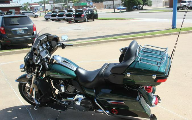 2015 Harley-Davidson Ultra Limited Two-Tone Deep Jade Pearl/Vivid Black