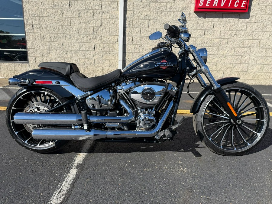 2025 Harley-Davidson Breakout®