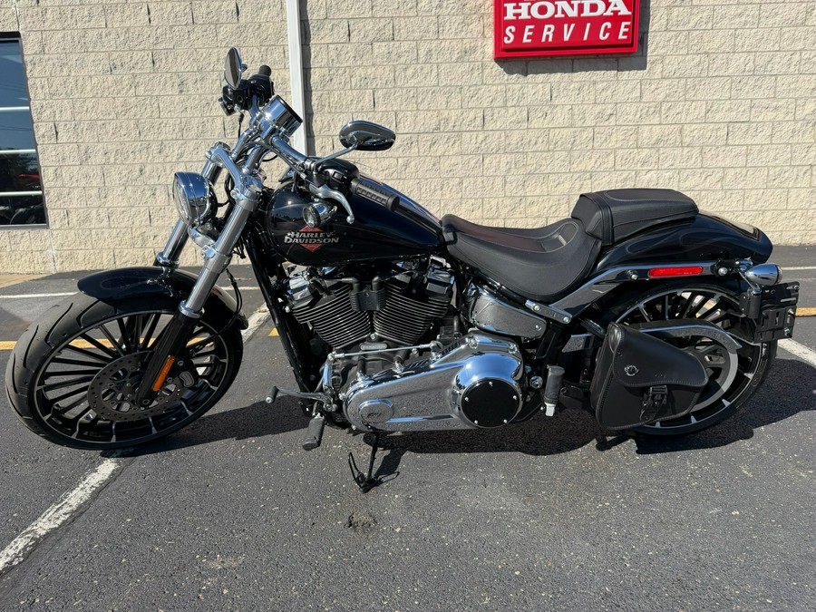2025 Harley-Davidson Breakout®